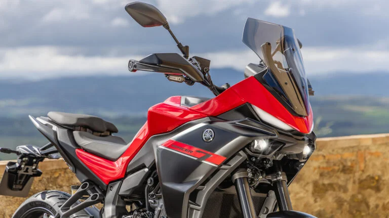2026-Yamaha-Tracer-7-toermotor