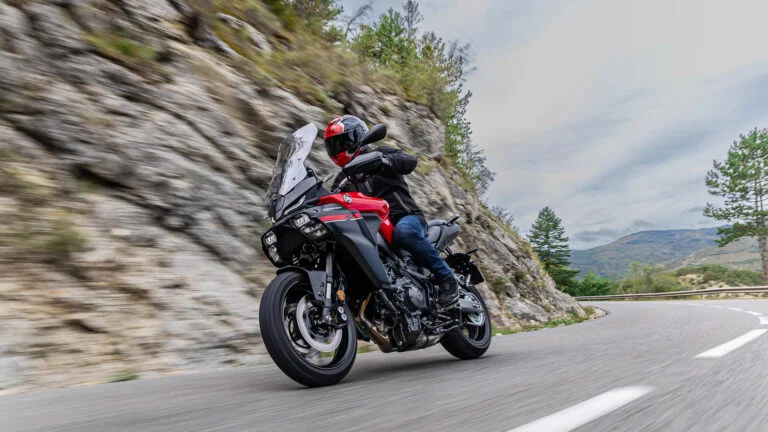 2026-Yamaha-Tracer9-GT-Sporttoermotor