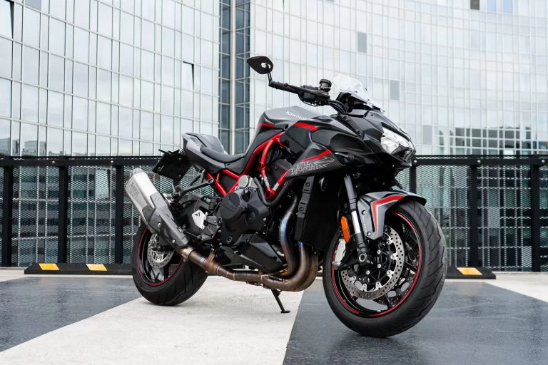 lifestylefoto Kawasaki ZH2