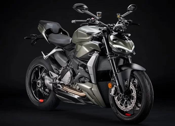 studiofoto ducati street fighter v2