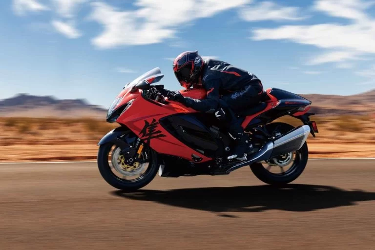 Hayabusa gsx 1300 rr - 25th anniversary model action