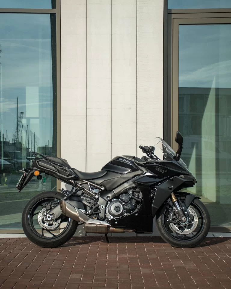 productfoto suzuki gsx-1000 gt