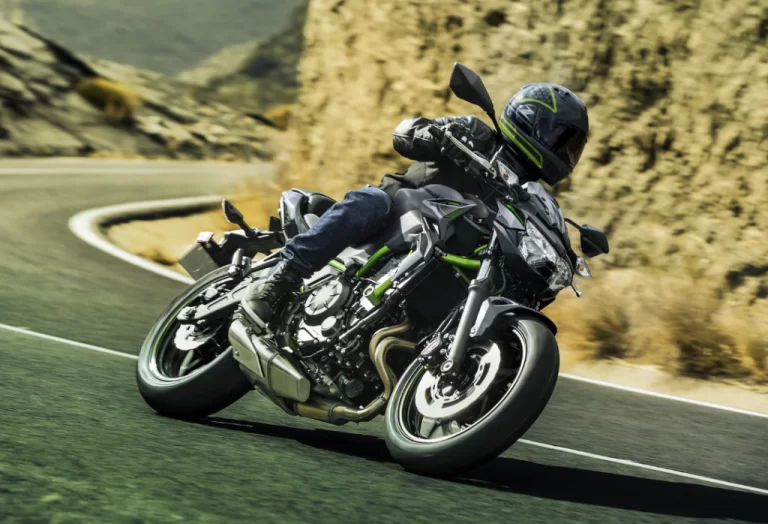actiefoto 2023 kawasaki Z650