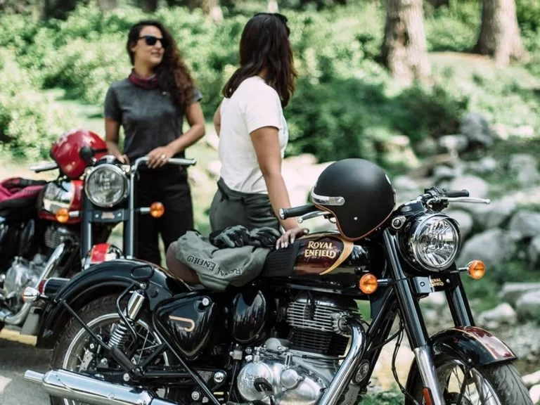 Royal-enfield-classic-dealer