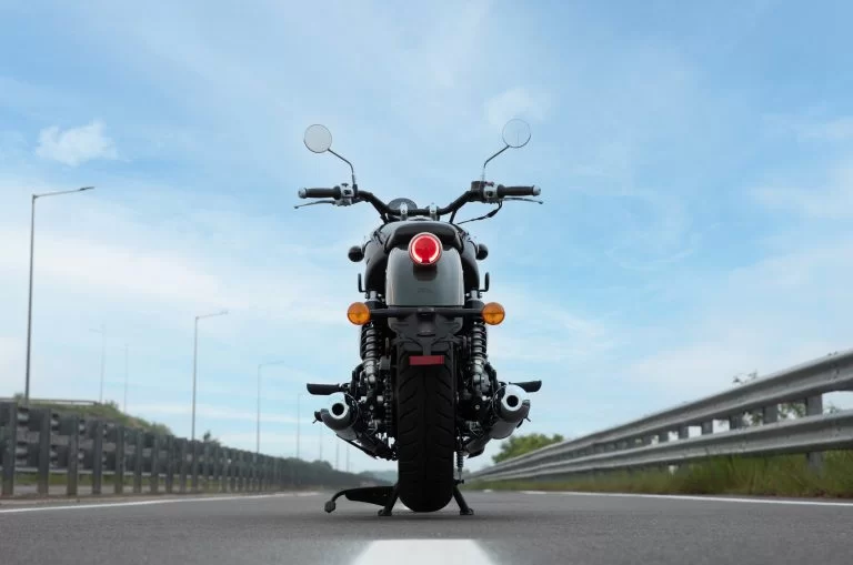 Super Meteor 650 Interstellar Green