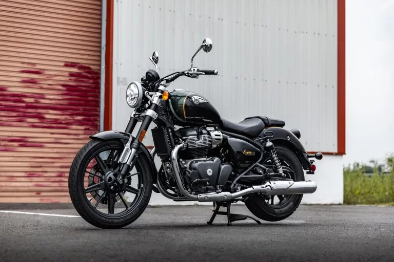 Super Meteor 650 Interstellar Green kopen