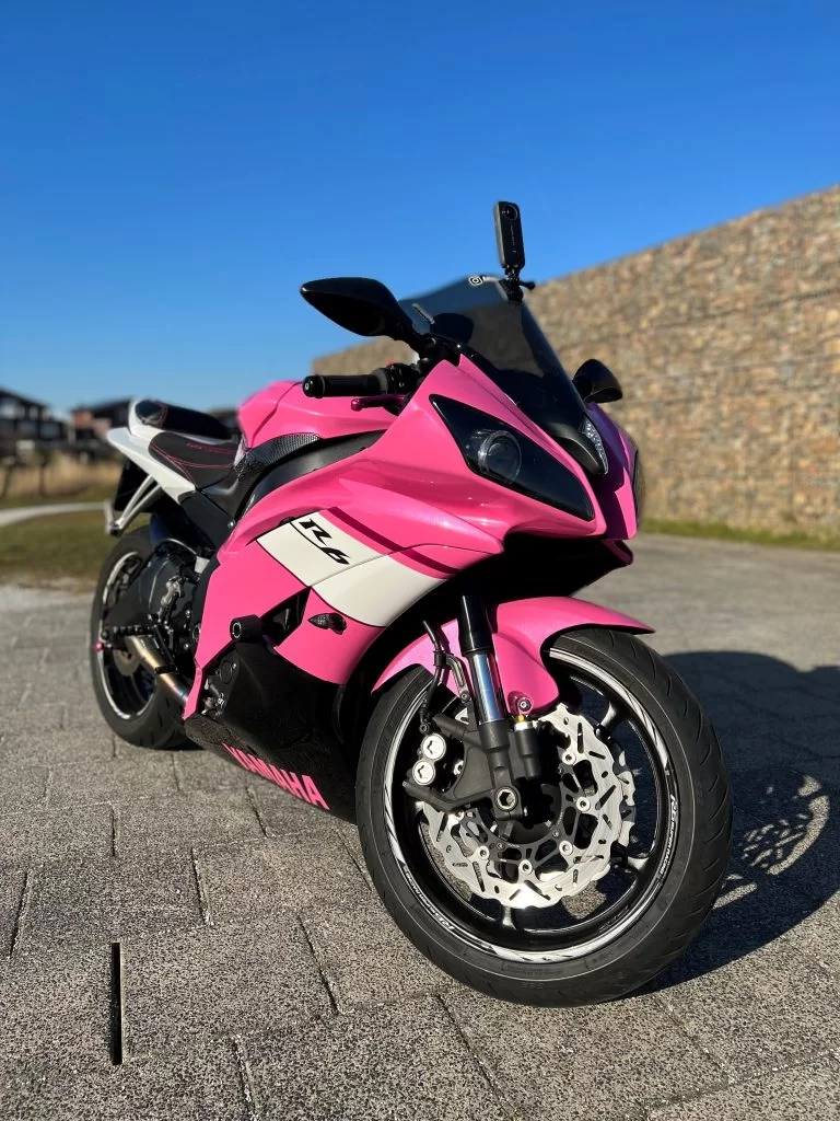 motorcamera r6 van maaike