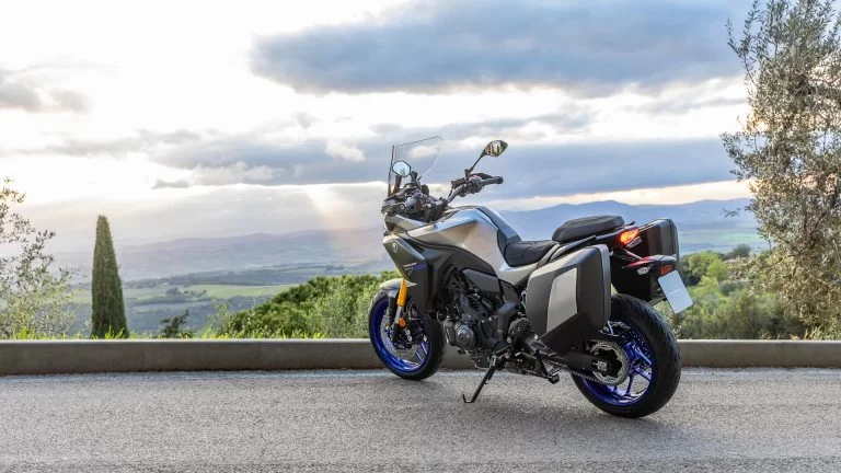 Yamaha-Tracer-7-GT-Y-AMT-13