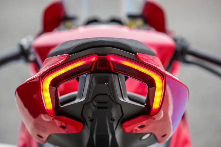 Ducati Panigale V2