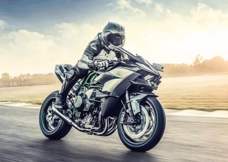 Kawasaki Ninja op het circuit