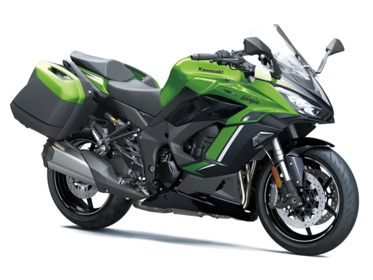 Kawasaki Ninja 1100SX SE 2027 Plasma Lime Green met koffers voorkant
