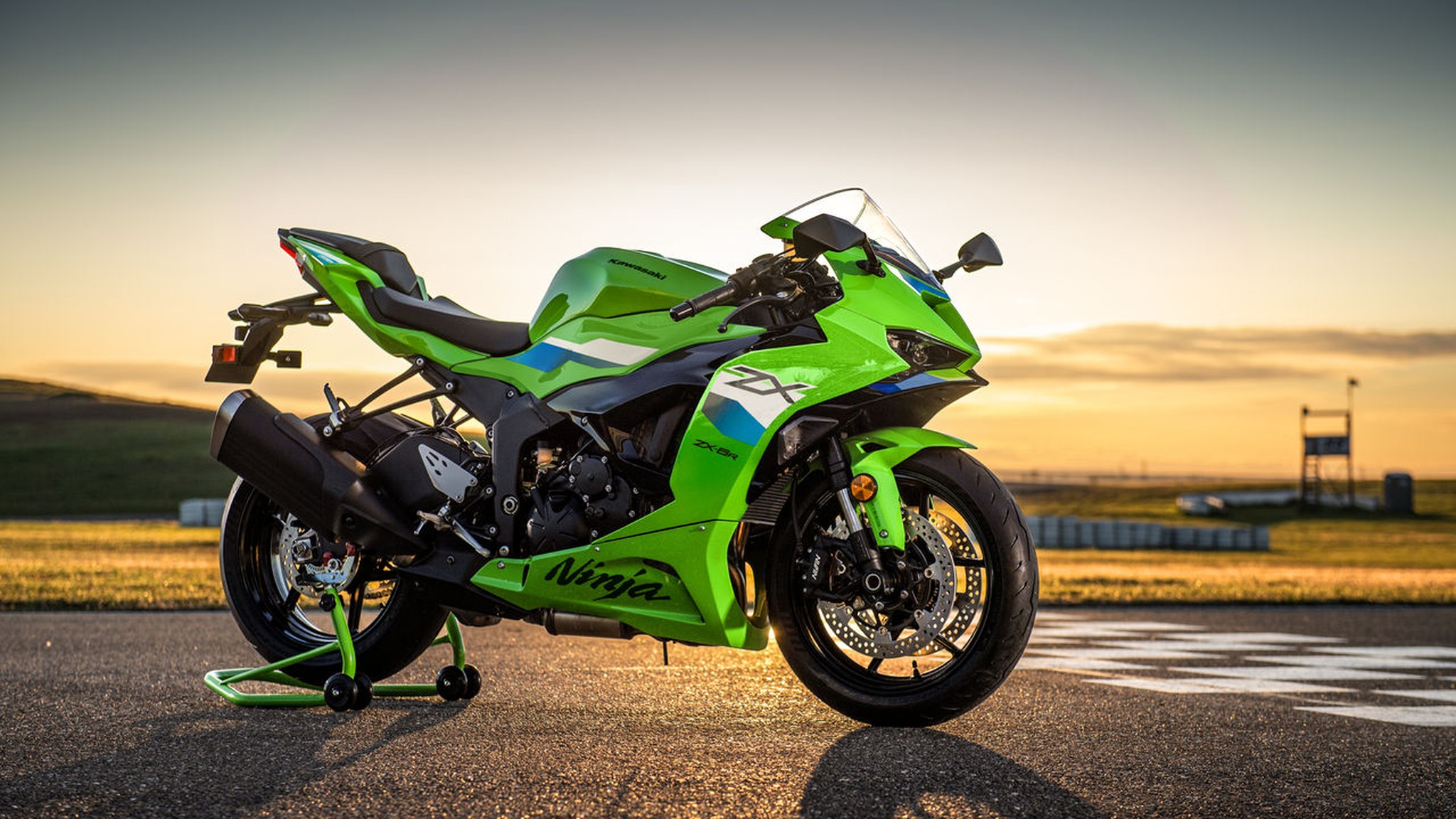 Kawasaki Ninja ZX-6R 2027 hoofdafbeelding