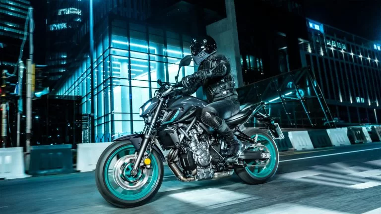 nieuwe-yamaha-mt07-2024-info-02
