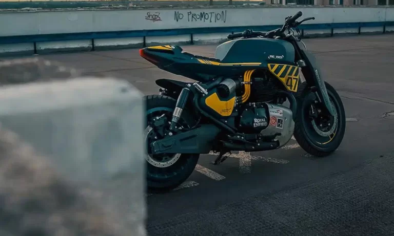 royal-enfield-shotgun-650-netflix.01