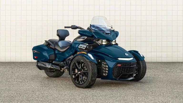 nieuwe kleurstelling petrol can-am spyder f3 2024