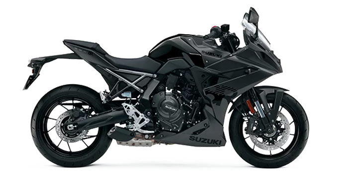 Suzuki in een witte studio.