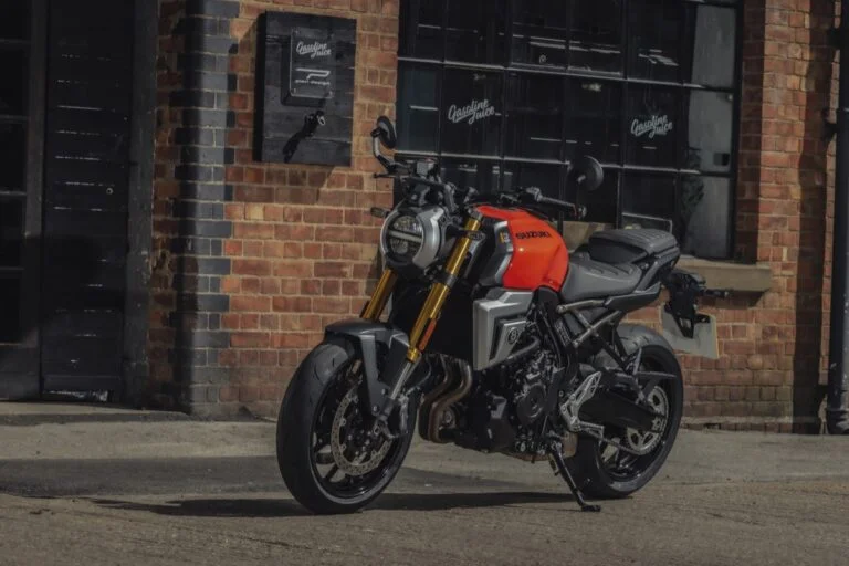 Suzuki GSX-8T 2027 Metallic Mat Green kleurbeeld