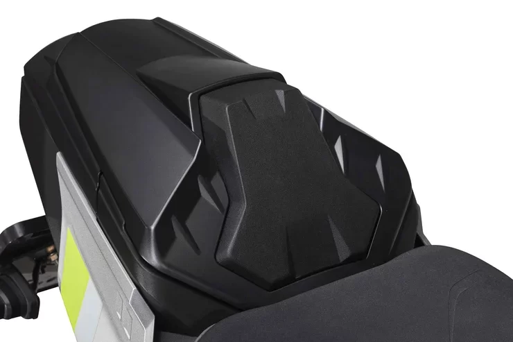 buddy seat van een Suzuki naked bike