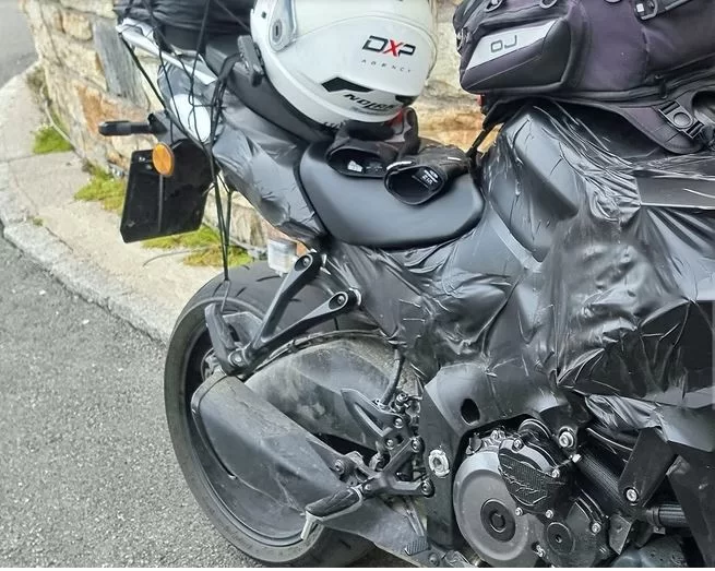 suzuki gsxs1000 T crossover