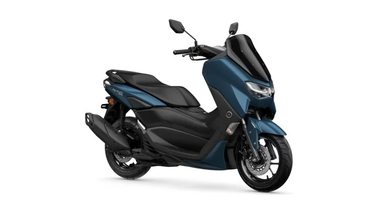 Yamaha nmax in de studio