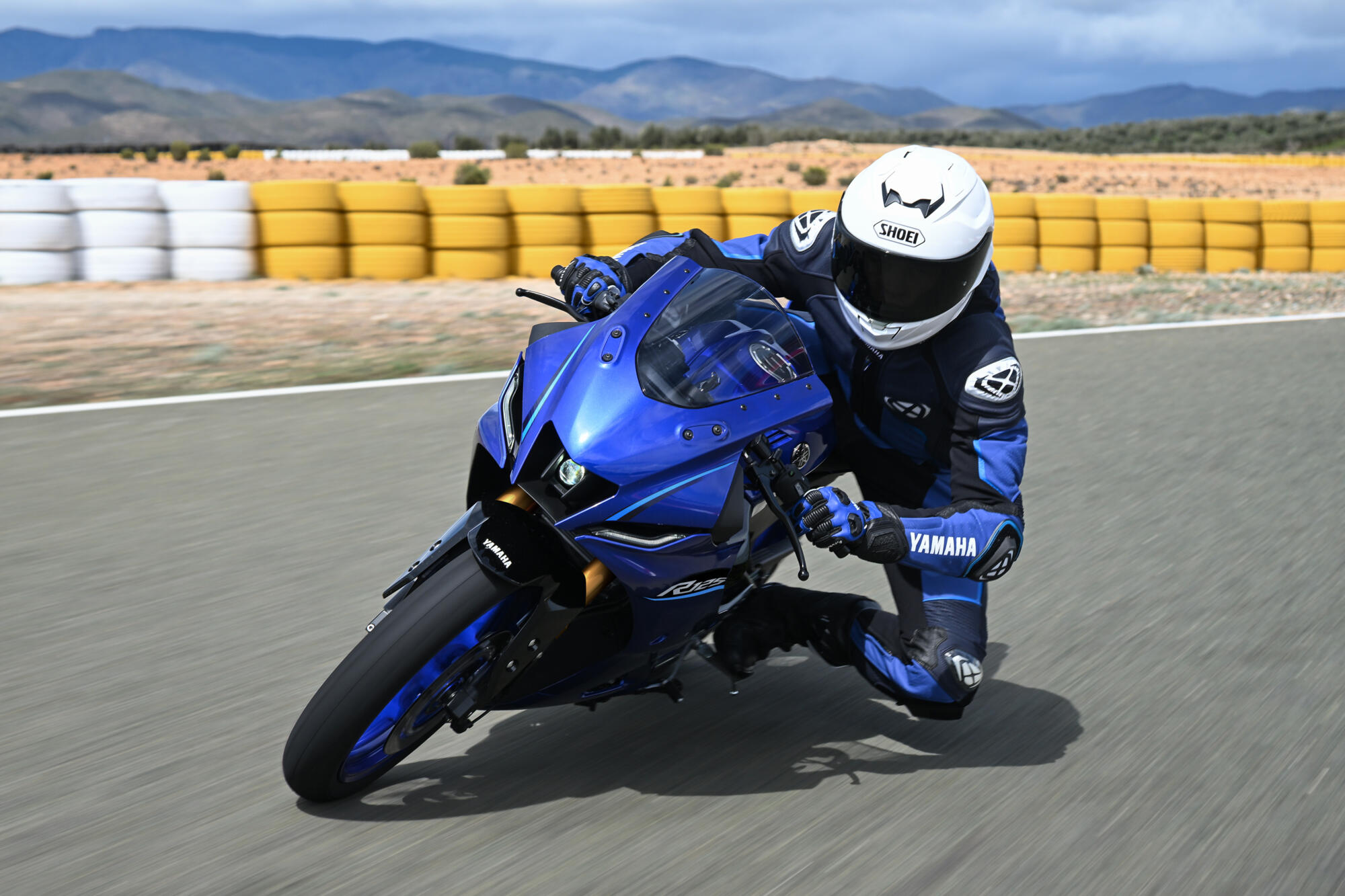 Yamaha R125 2026 in actie als voorbeeld bij het verschil tussen A1 en A2 rijbewijs
