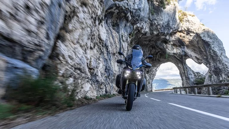 Rijdende Tracer 9 GT + Y-AMT.