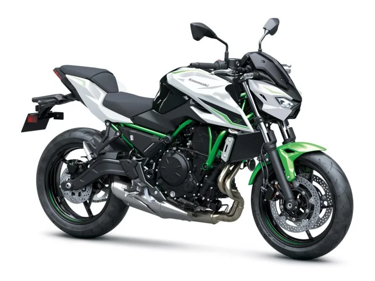 Kawasaki Z650 S 2027 Pearl Blizzard White met groen frame